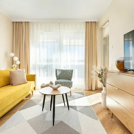 Sunny With Parking Near Polsat Arena By Renters