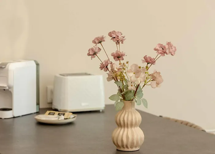 アパート Sunny With Parking Near Polsat Arena By Renters