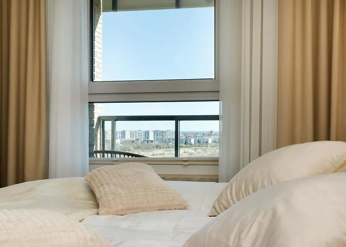 Sunny With Parking Near Polsat Arena By Renters